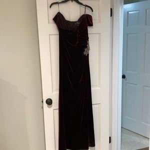 Burgundy velvet gown with tags!